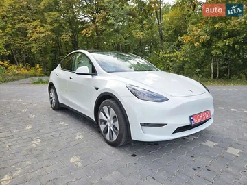 Авто Tesla Model Y 2023 № 8068286