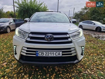 Авто Toyota Highlander 2018 № 8068291