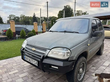 Авто Chevrolet Niva 2004 № 8068467