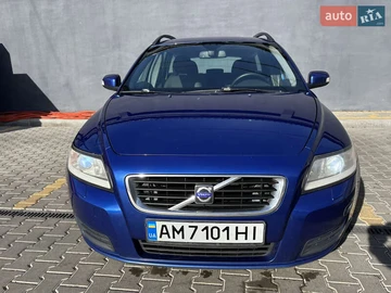 Авто Volvo V50 2008 № 8068622