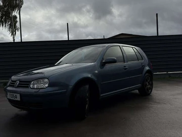Авто Volkswagen Golf 2003 № 8068627