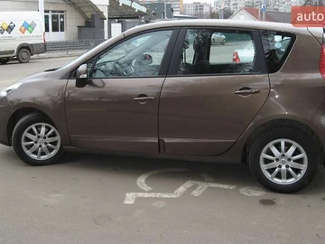 Авто Renault Scenic 2011 № 8068783
