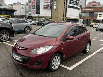 Авто Mazda 2 2011 № 8068824