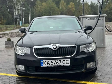 Авто Skoda Superb 2010 № 8068835