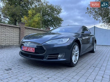 Авто Tesla Model S 2016 № 8069200