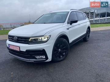 Авто Volkswagen Tiguan 2017 № 8069218
