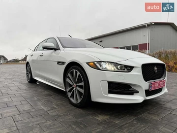 Авто Jaguar Xe 2019 № 8069316
