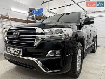 Авто Toyota Land Cruiser 2017 № 8069853