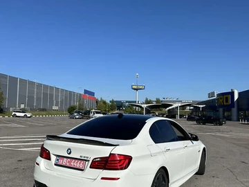 Авто BMW 5 Series 2013 № 8070035