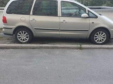 Авто Volkswagen Sharan 2007 № 8070126