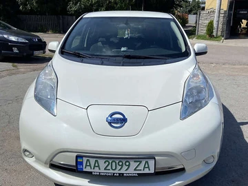 Авто Nissan Leaf 2015 № 8070234