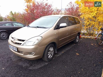 Авто Toyota Innova 2006 № 8070240