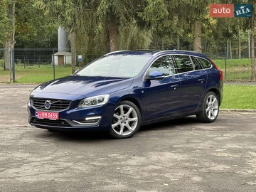 Авто Volvo V60 2016 № 8070268