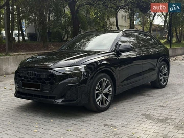 Авто Audi Q8 2024 № 8070300
