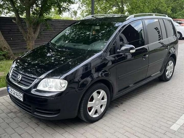 Авто Volkswagen Touran 2006 № 8070507