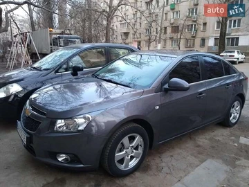 Авто Chevrolet Cruze 2011 № 8070510