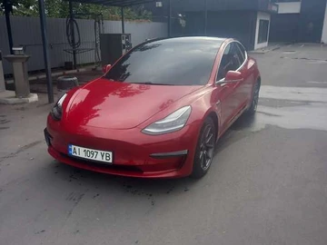 Авто Tesla Model 3 2020 № 8070573