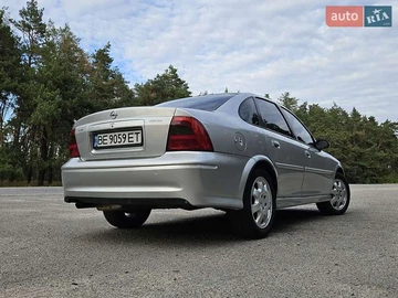 Авто Opel Vectra 2001 № 8070780