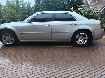 Авто Chrysler 300C 2006 № 8071451