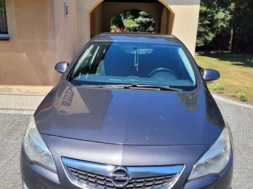 Авто Opel Astra 2011 № 8071453