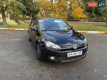 Авто Volkswagen Golf 2010 № 8071466