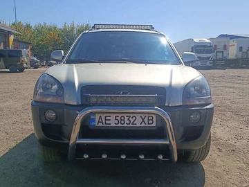 Авто Hyundai Tucson 2005 № 8071494