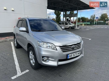 Авто Toyota Rav4 2010 № 8071530