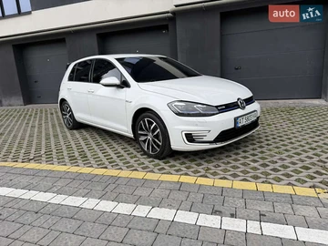 Авто Volkswagen E-Golf 2019 № 8071567