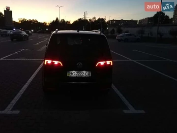 Авто Volkswagen Touran 2013 № 8071570
