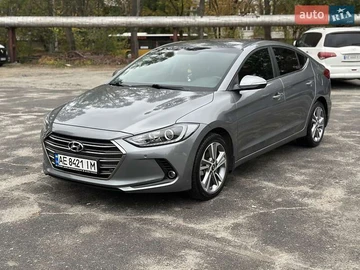Авто Hyundai Elantra 2017 № 8071590