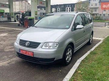 Авто Volkswagen Touran 2006 № 8072252