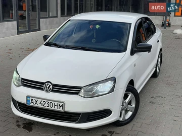 Авто Volkswagen Polo 2012 № 8072287