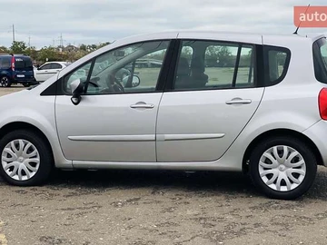 Авто Renault Grand Modus 2009 № 8072302