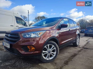 Авто Ford Escape 2018 № 8072717