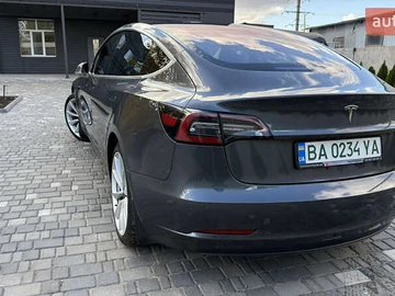 Авто Tesla Model 3 2018 № 8072768