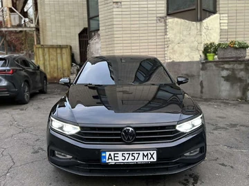Авто Volkswagen Passat 2019 № 8072910
