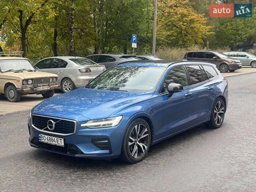 Авто Volvo V60 2020 № 8072911