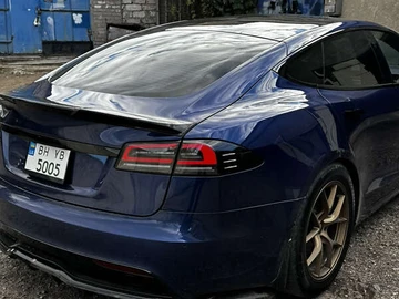 Авто Tesla Model S 2021 № 8073075