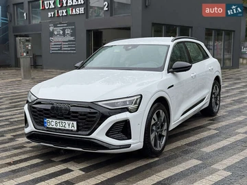 Авто Audi Q8 E-Tron 2023 № 8073078