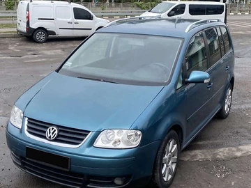 Авто Volkswagen Touran 2004 № 8073103