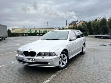 Авто BMW 5 Series 2002 № 8073440