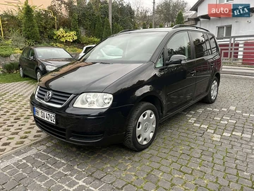 Авто Volkswagen Touran 2004 № 8073447