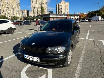 Авто BMW 1 Series 2010 № 8073538