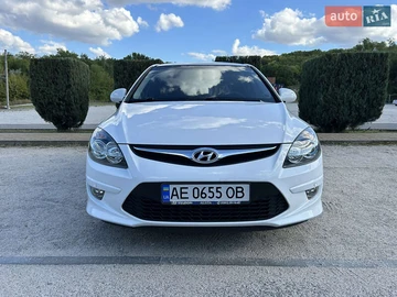 Авто Hyundai I30 2010 № 8073682