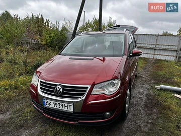 Авто Volkswagen Touran 2007 № 8073683