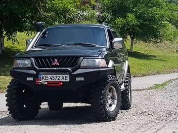 Авто Mitsubishi Pajero Sport 2000 № 8073836