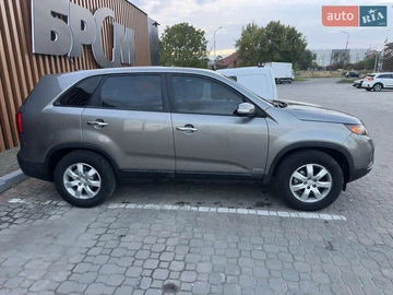 Авто KIA Sorento 2010 № 8073848