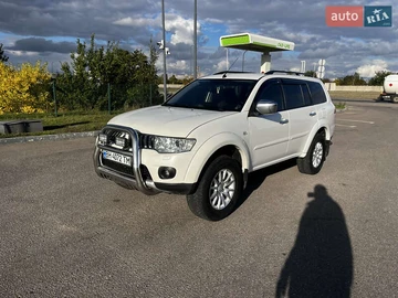 Авто Mitsubishi Pajero Sport 2012 № 8073902