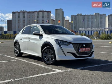 Авто Peugeot E-208 2022 № 8073923