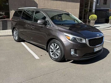 Авто KIA Sedona 2017 № 8074079